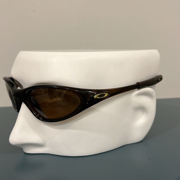 Vintage - Oakley early 2000's Bug-Eye Sunglasses RARE w/Steel Case - Picture 2 of 9